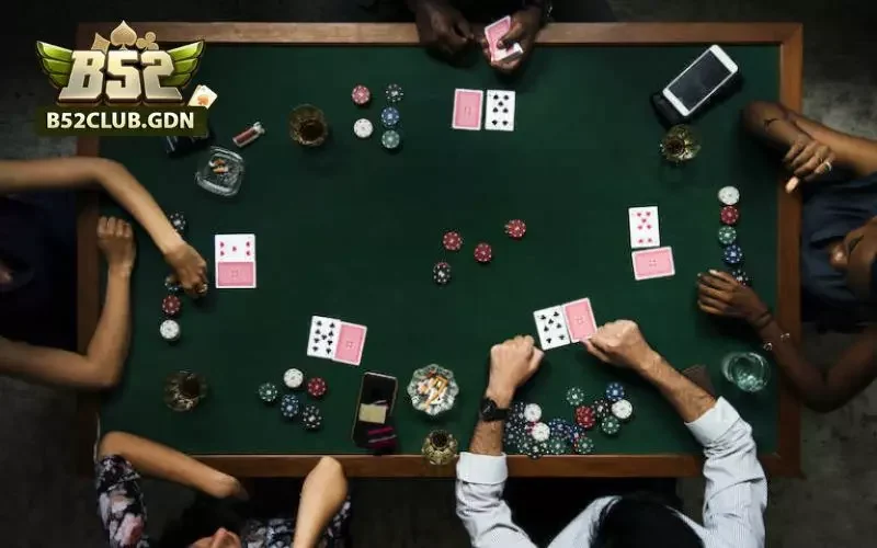 Trình tự diễn ra một ván Poker theo từng vòng cược Trình tự diễn ra một ván Poker theo từng vòng cược